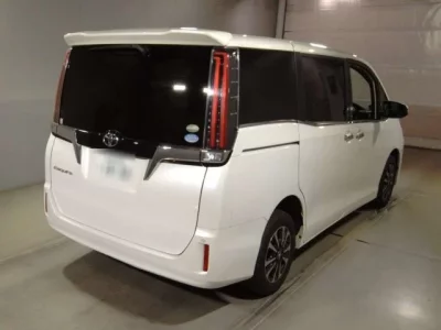 Toyota ESQUIRE