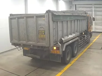 Isuzu TRUCK
