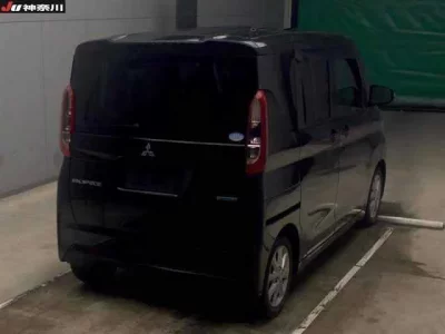 Mitsubishi EK SPACE