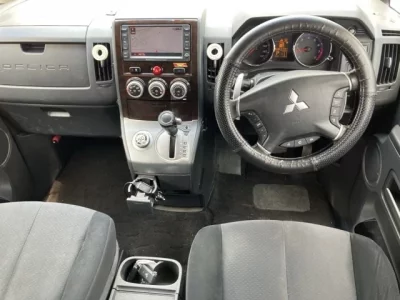 Mitsubishi DELICA D5