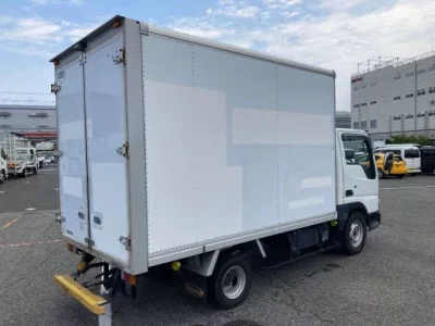 Mazda TITAN