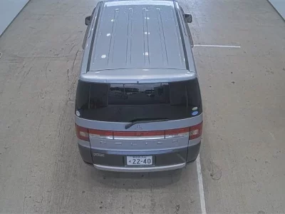 Mitsubishi DELICA D5