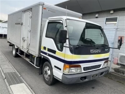 Isuzu ELF