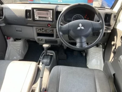 Mitsubishi MINICAB VAN