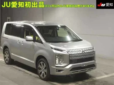Mitsubishi DELICA D5