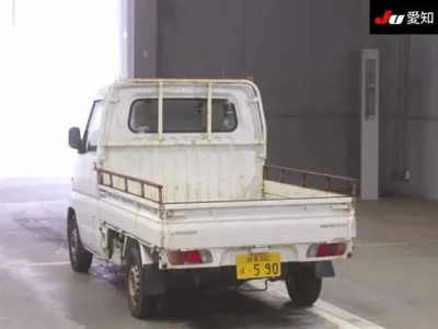 Mitsubishi MINICAB TRUCK