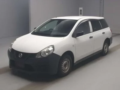 Nissan AD