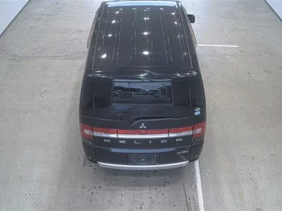 Mitsubishi DELICA D5