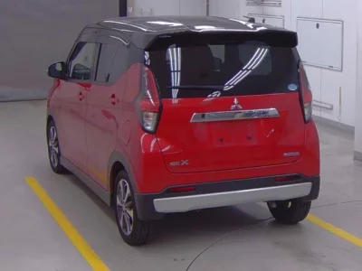 Mitsubishi EK X