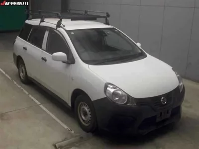 Nissan AD