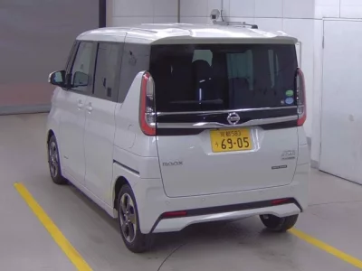 Nissan ROOX