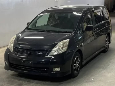 Toyota ISIS