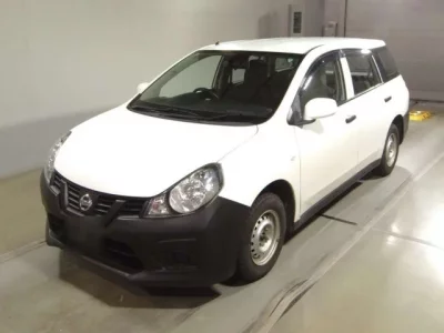 Nissan AD