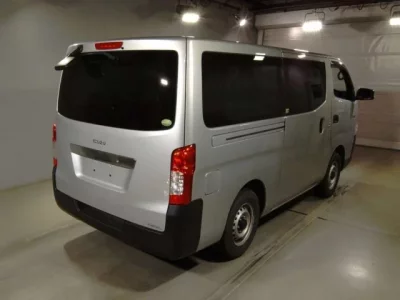 Isuzu COMO