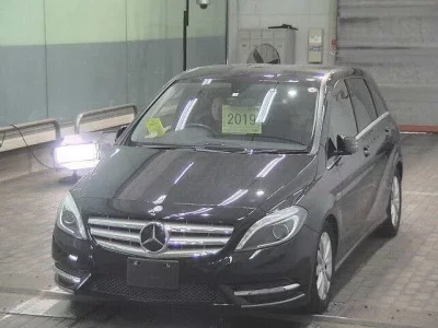Mercedes-Benz B CLASS
