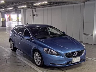 Volvo V40