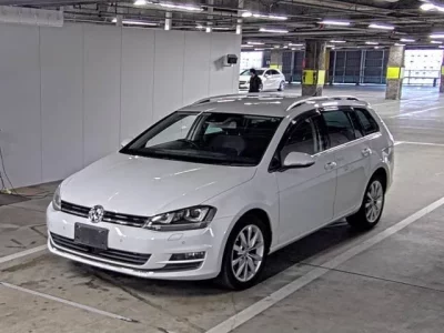 Volkswagen GOLF VARIANT