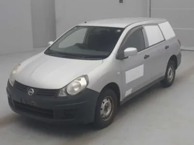 Nissan AD