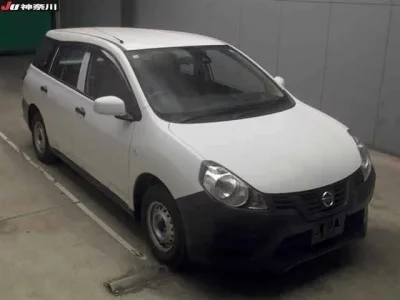 Nissan AD