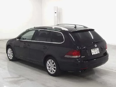 Volkswagen GOLF VARIANT