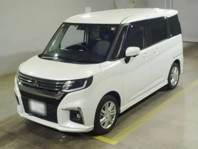 Mitsubishi DELICA D2