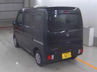 Nissan CLIPPER VAN