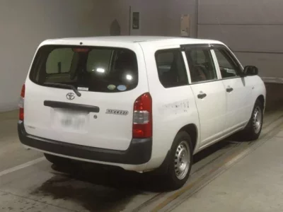 Toyota SUCCEED