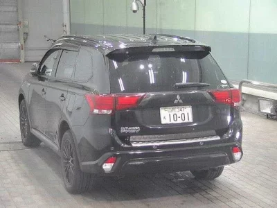 Mitsubishi OUTLANDER PHEV