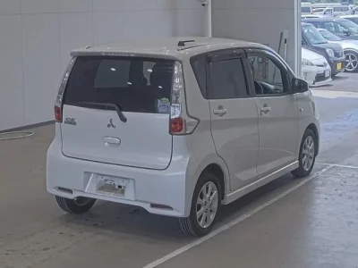 Mitsubishi EK CUSTOM
