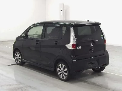 Mitsubishi EK CUSTOM
