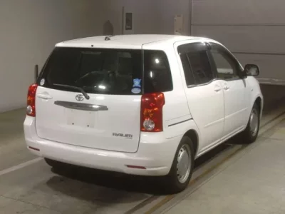 Toyota RAUM