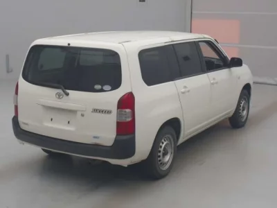 Toyota SUCCEED