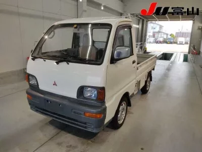 Mitsubishi MINICAB TRUCK