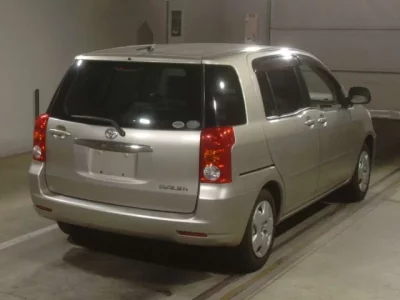 Toyota RAUM