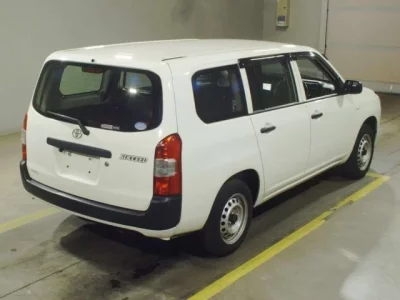 Toyota SUCCEED