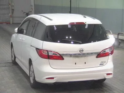 Nissan LAFESTA