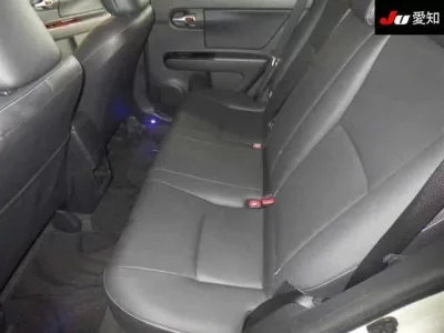 Toyota COROLLA RUMION