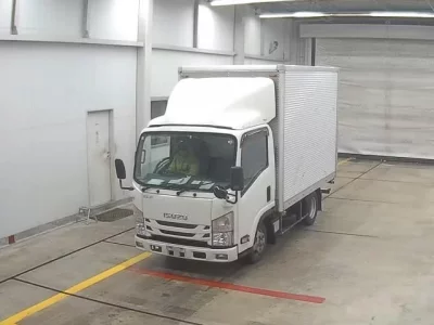 Isuzu ELF