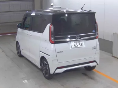 Nissan ROOX