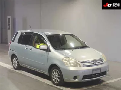 Toyota RAUM