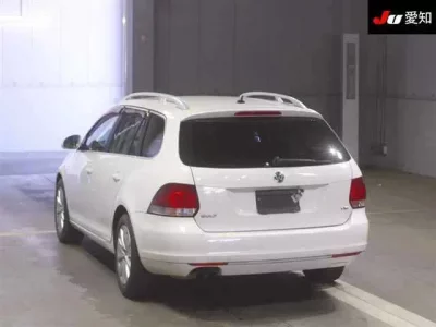 Volkswagen GOLF VARIANT