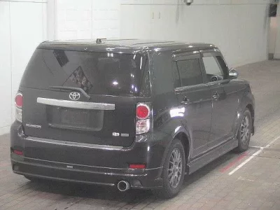 Toyota COROLLA RUMION