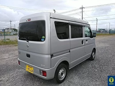 Nissan CLIPPER VAN