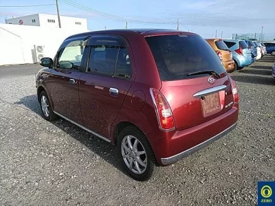 Daihatsu MIRA