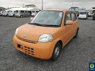 Daihatsu Esse