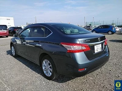Nissan SYLPHY