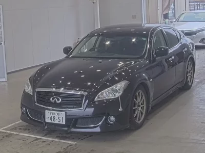 Nissan FUGA
