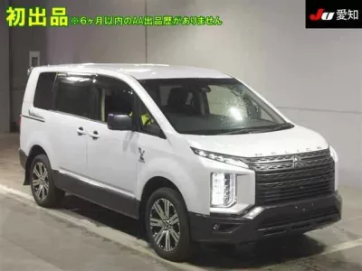 Mitsubishi DELICA D5