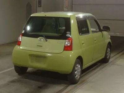 Daihatsu Esse