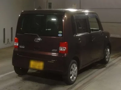 Toyota PIXIS SPACE